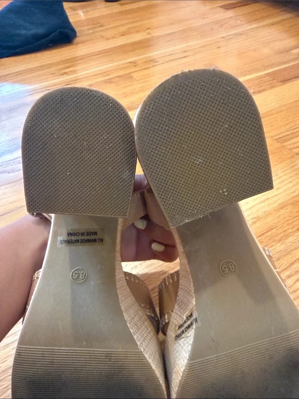 Dolce Vita Tan Wedges - Picture 4 of 5